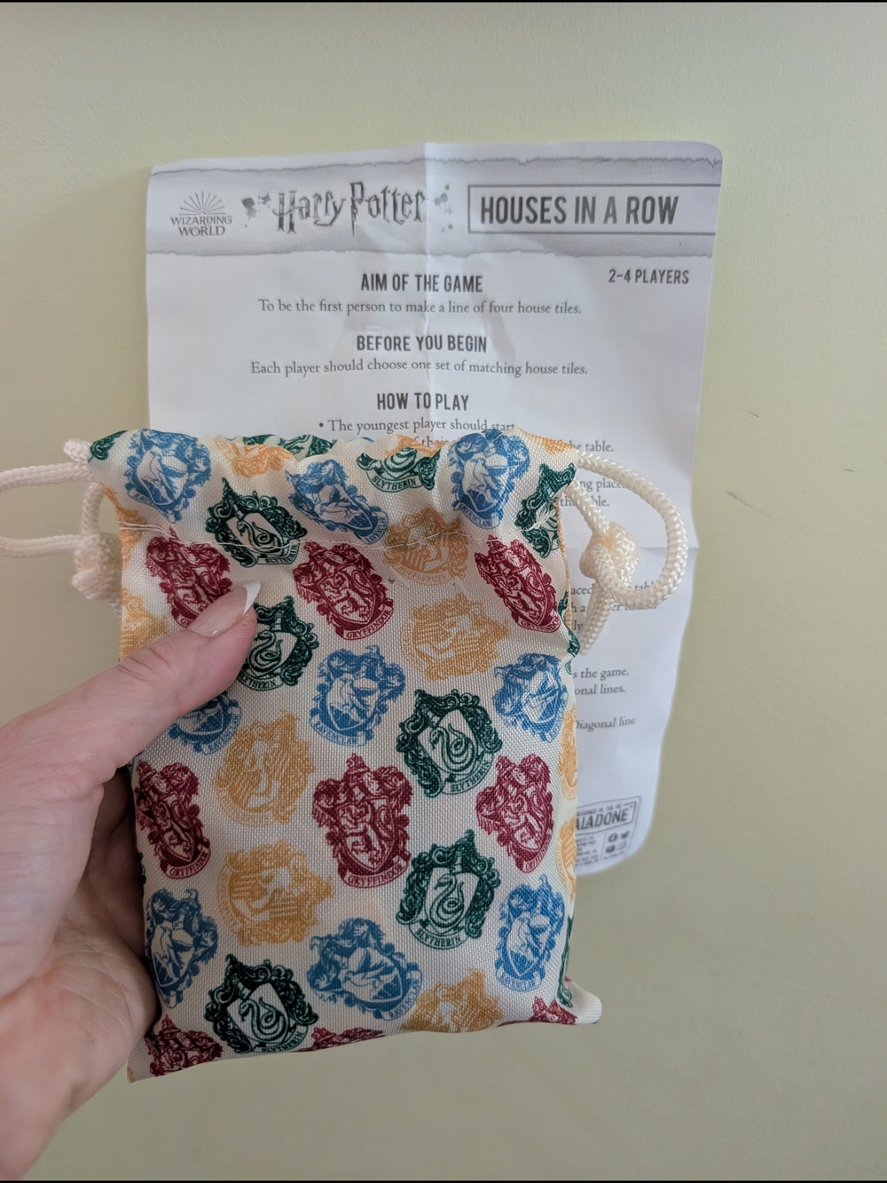 Harry Potter Houses Drawstring Pouch - Multi-Color Crest Design